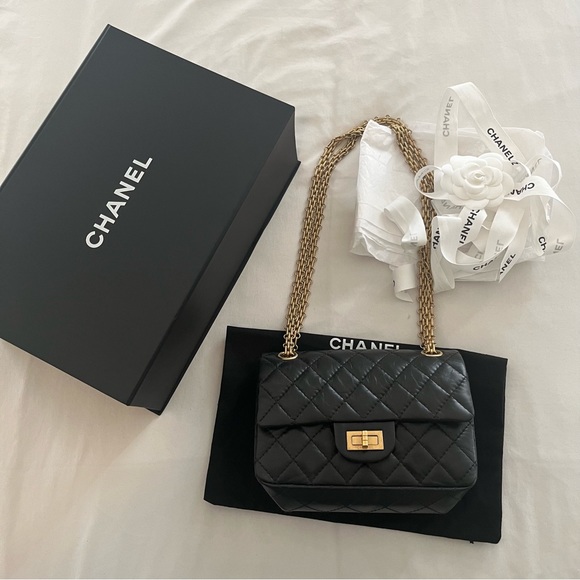 SOLD Authentic Chanel 2.55 Classic Mini Flap Bag Crossbody Aged Calfskin GHW - Picture 2 of 16